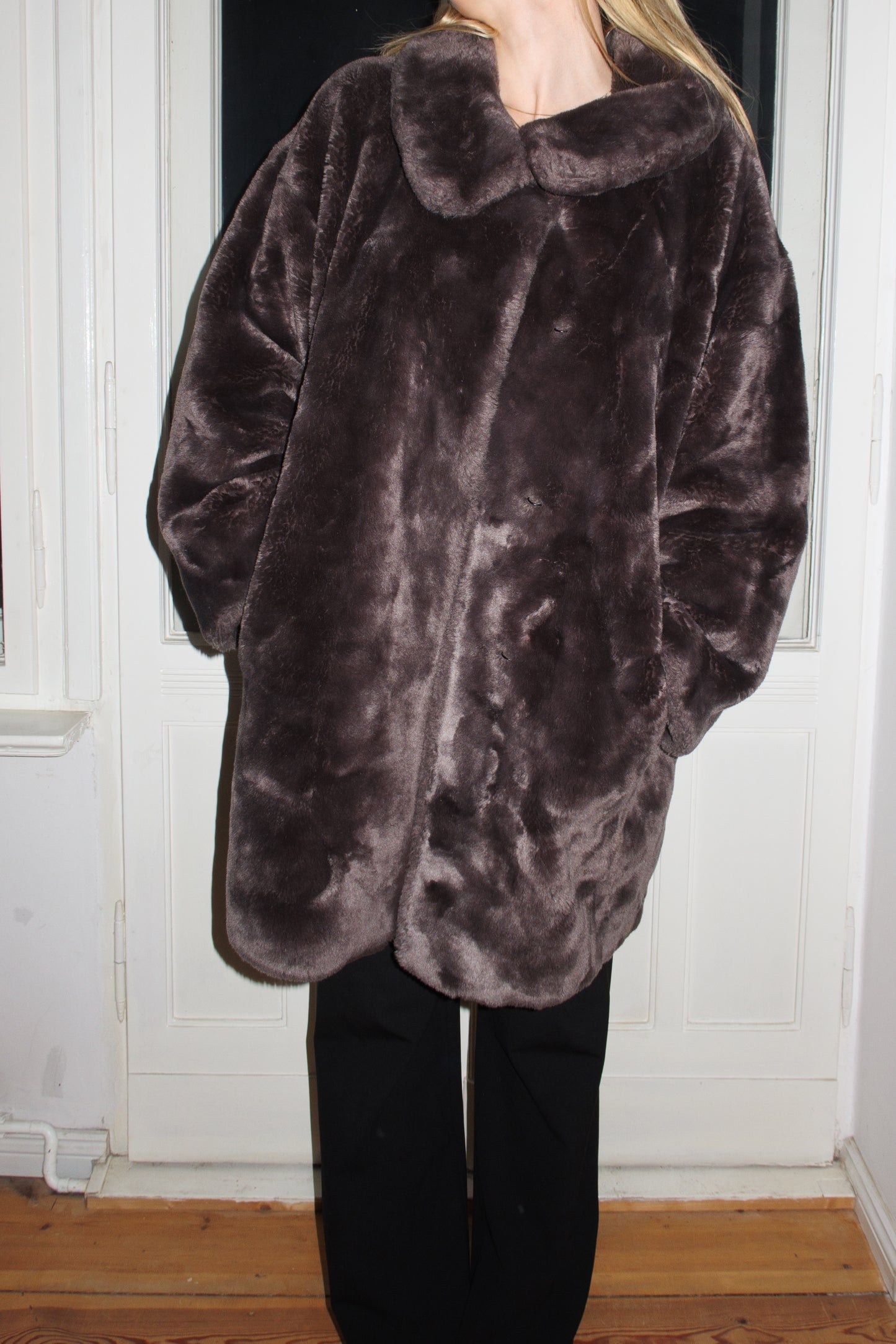 Short Faux Fur Coat (L)