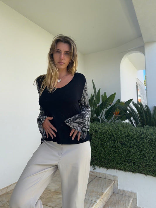 Bell Sleeve Top (XL)