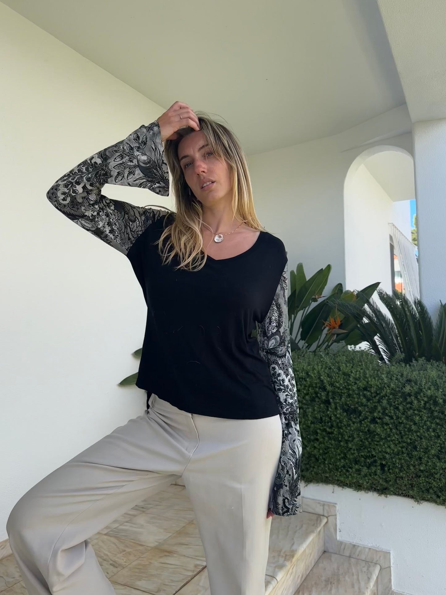 Bell Sleeve Top (XL)