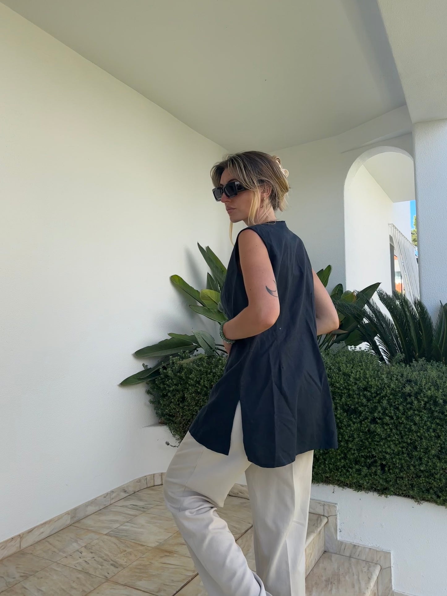 Long Linen Mix Vest (M)