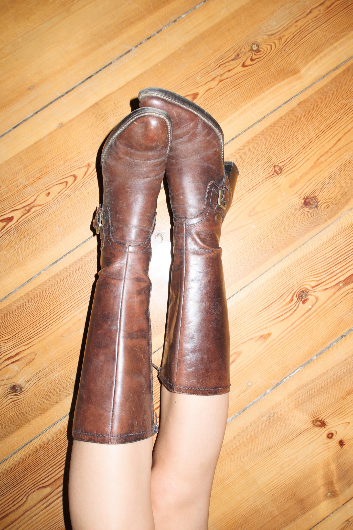 Padded Leather Boots (39)