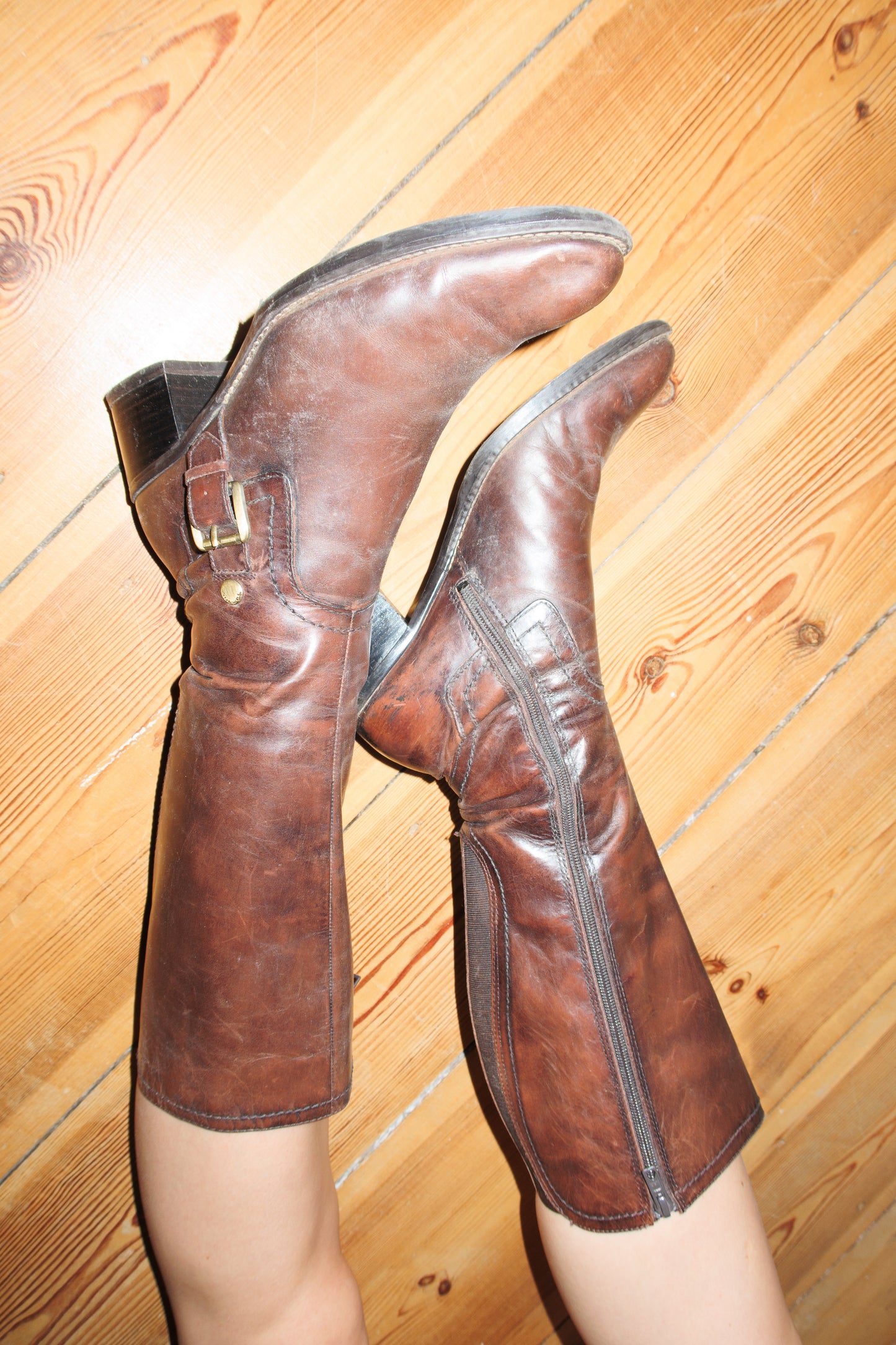 Padded Leather Boots (39)